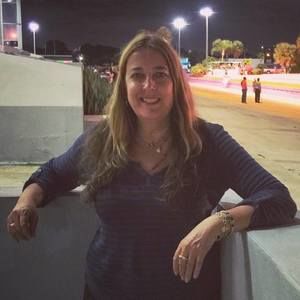 Meet your Posher, Elizabeth